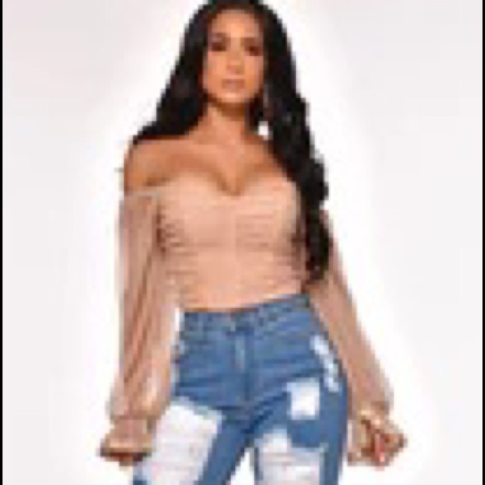 The Boutique gorgeous off the shoulder crop top